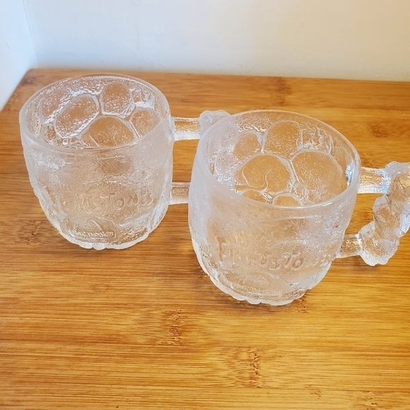 Set of 2 Flintstones McDonald's Rocky Road 3D Coffee Mugs Glass RocDonalds 1993 - Picture 2 of 12